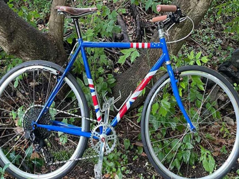 బ్రిట‌న్ ప్ర‌ధానికి అమెరికా అధ్య‌క్షుడు ఖ‌రీదైన బ‌హుమ‌తి… ఎంటో తెలుసా?