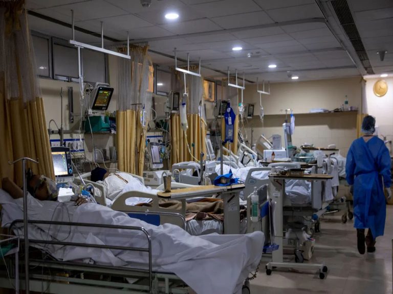 సెకండ్ వేవ్‌కు ముగింపు ఎప్పుడు?  నిపుణులు ఏం చెబుతున్నారు?