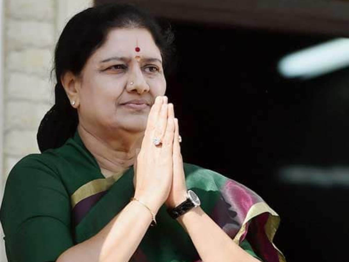 త‌మిళ రాజ‌కీయంలో మ‌ళ్లీ గంద‌ర‌గోళం…శ‌శిక‌ళ మ‌ళ్లీ రాజ‌కీయాల్లోకి వ‌స్తుందా?