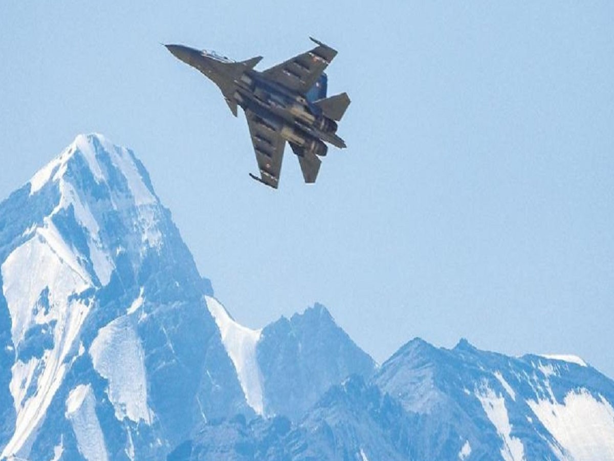 తూర్పు ల‌ద్ధాఖ్ బోర్డ‌ర్‌లో చైనా వైమానిక విన్యాసాలు…అప్ర‌మ‌త్త‌మైన భార‌త్‌…