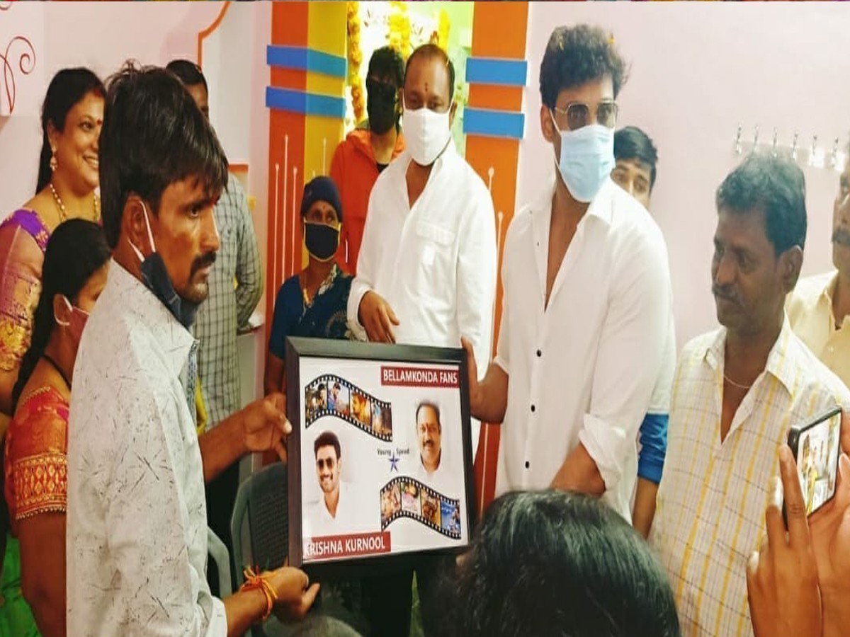 అభిమానికి సర్ప్రైజ్ ఇచ్చిన బెల్లంకొండ హీరో