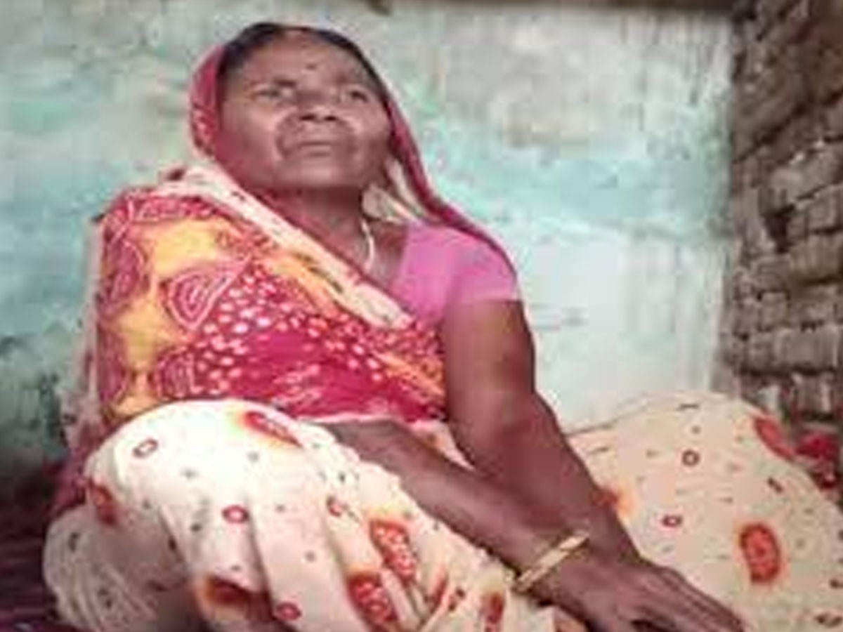 ఒకే మ‌హిళ‌కు 5 నిమిషాల వ్య‌వ‌ధిలో… రెండు వ్యాక్సిన్లు…