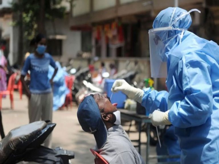 కేరళలో తగ్గని కరోనా తీవ్రత