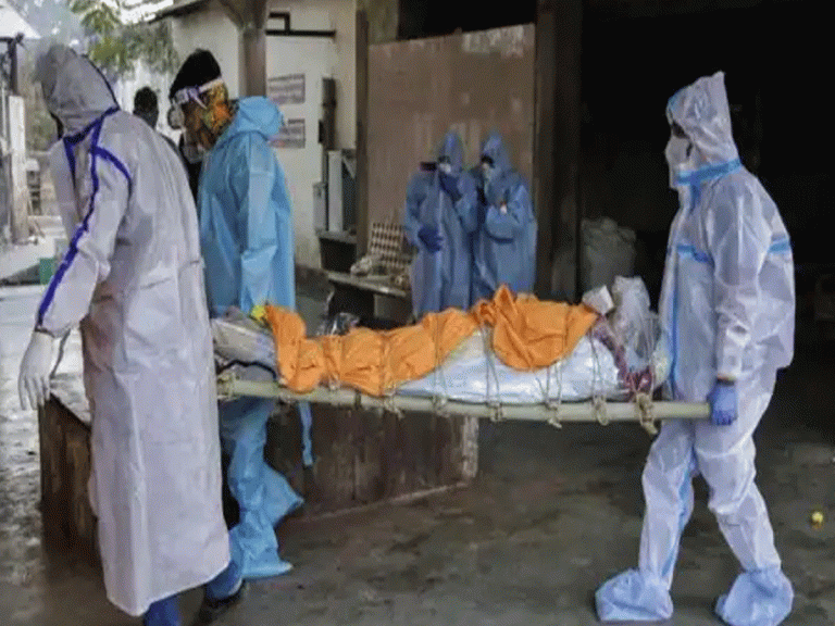 క‌రోనా సెకండ్ వేవ్.. ఇప్ప‌టి వ‌ర‌కు 719 మంది వైద్యులు మృతి