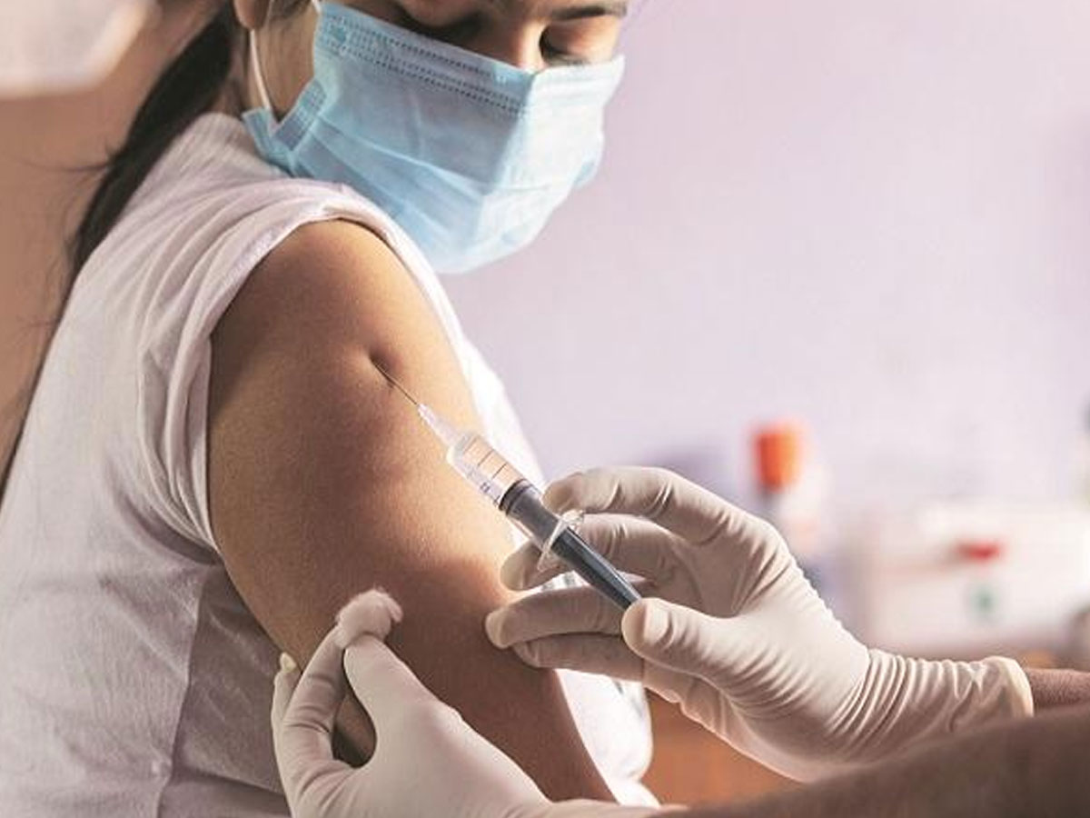 అమల్లోకి ప్రధాని ఫ్రీ వ్యాక్సిన్‌ పాలసీ.. ఇంకా క్లారిటీ లేదు..!