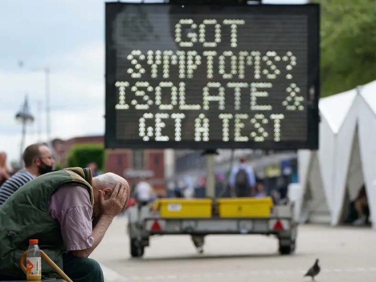 బ్రిట‌న్‌ను వ‌ణికిస్తున్న డెల్టా, లాంబ్డా వేరియంట్‌లు…