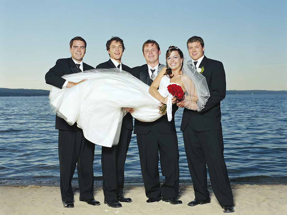 కొత్త చ‌ట్టంః అక్క‌డ మ‌హిళ ఎంత‌మందినైనా పెళ్లాడొచ్చ‌ట‌…