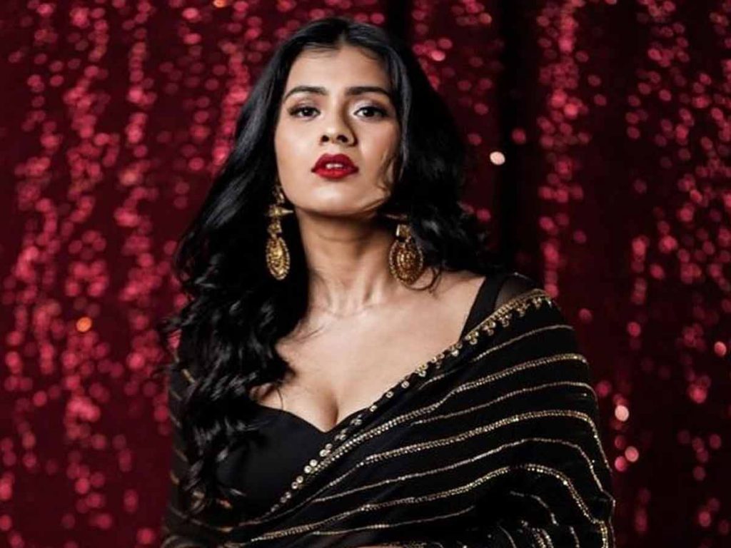 Actress Hebah Patel Glamour Pics Viral