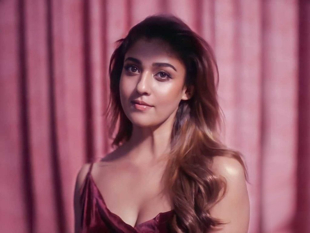 Nayanatara Signs to do 2 Movies with under 1 banner