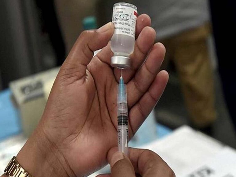 రాజ‌స్థాన్ ప్ర‌భుత్వం కీల‌క నిర్ణ‌యంః టీకా వేయించుకున్న వారికే రోడ్డుమీద‌కు అనుమ‌తి…