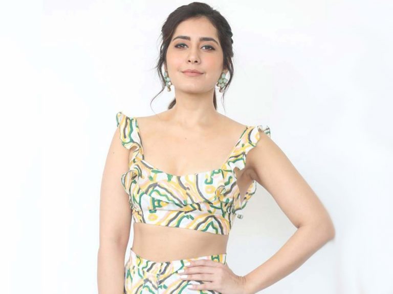 సైకో కిల్లర్ గా అందాల రాశీ ఖన్నా!