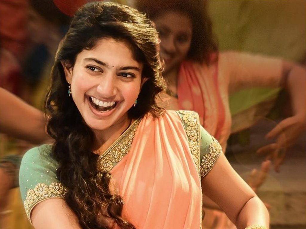 250 Million views for Saranga Dariya Song from Love Story Movie