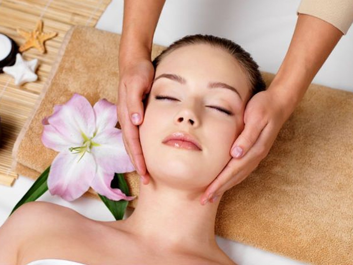 7 రొటీన్ స్టెప్స్ తో గ్లాస్ స్కిన్ గ్లో…!