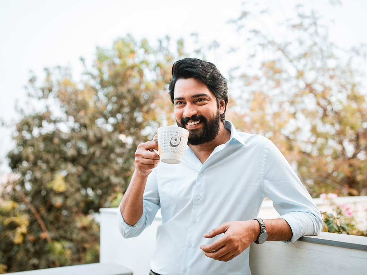 అల్ల‌రే అత‌ని ఆయుధం!