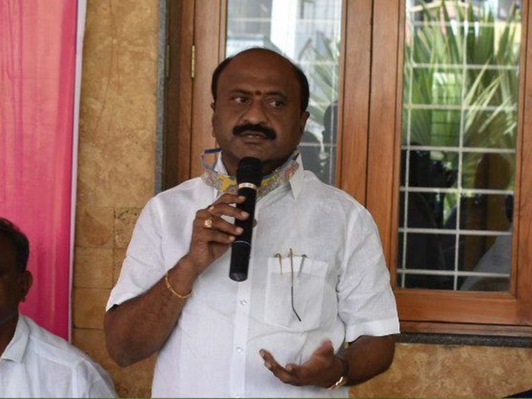 పరకాల ఎమ్మెల్యే చల్ల ధర్మారెడ్డికి నిరసన సెగ..