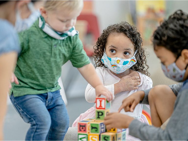 చిన్నపిల్లలకు కరోనా చికిత్సపై కేంద్రం మార్గదర్శకాలు