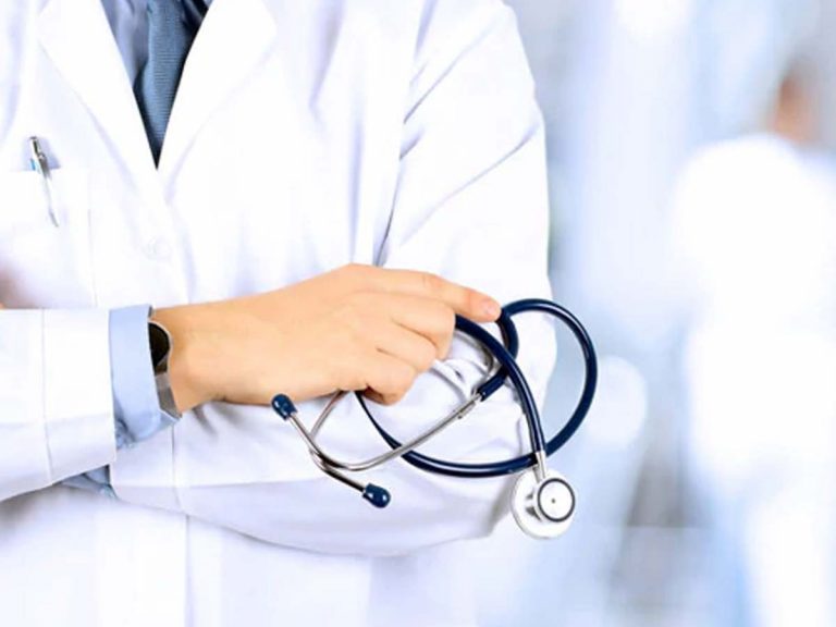 వేధింపుల కేసు : నెల్లూరు ప్రభుత్వాస్పత్రి సూపరింటెండెంట్ సస్పెన్షన్