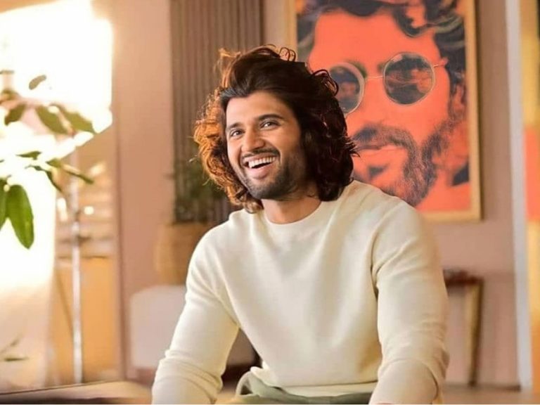 విదేశాల్లో ప్లాన్‌ చేసిన.. లోకల్ లోనే సెట్‌ వేశారు!