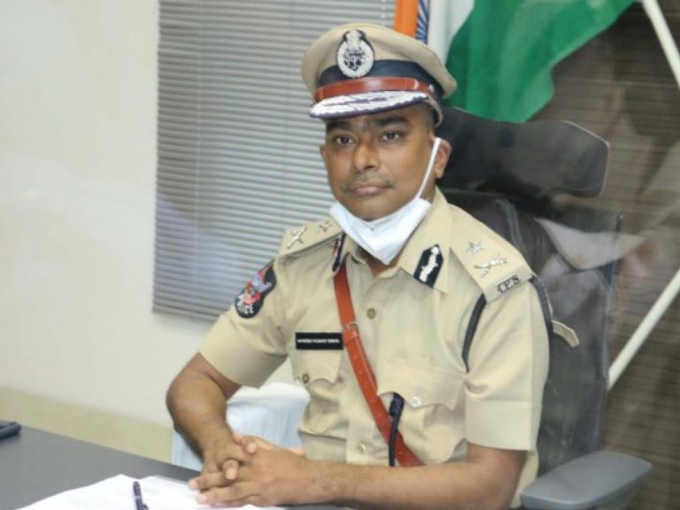 కరోనా నిబంధనల పై పోలీస్ కమిషనర్ సిన్హా వ్యాఖ్యలు…