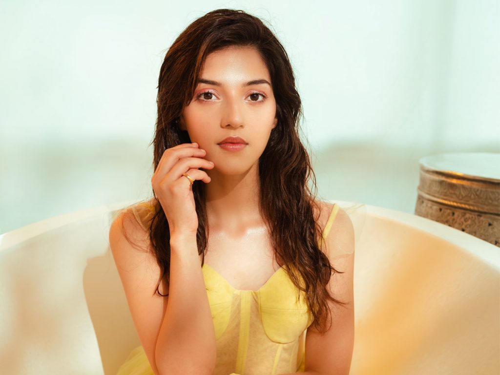 Mehreen clarifies on rumors about her next film