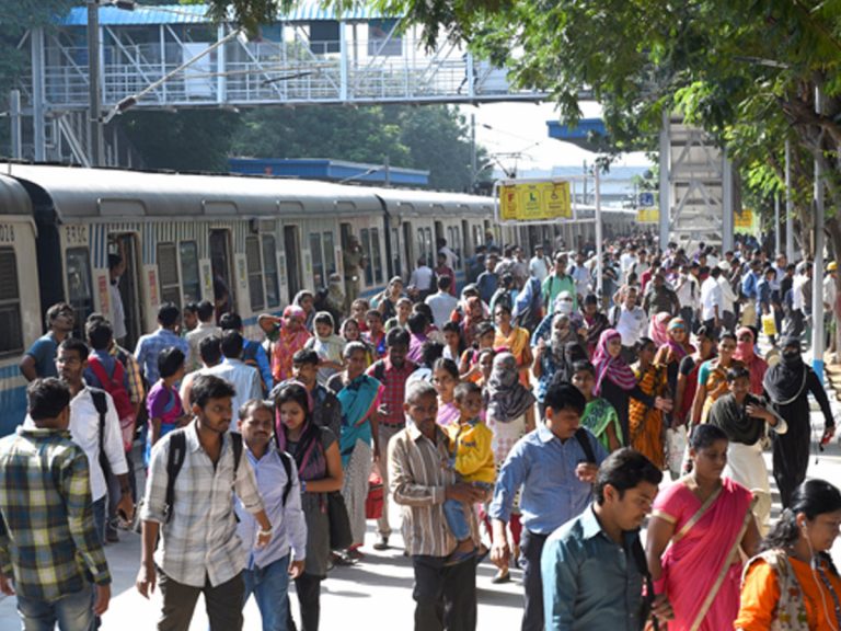 నేటి నుంచి పట్టాలెక్కనున్న ఎంఎంటీఎస్ రైళ్లు