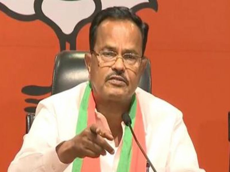 బీజేపీ లో ముసలం… సొంతపార్టీ నేతలపై మోత్కుపల్లి ఫైర్