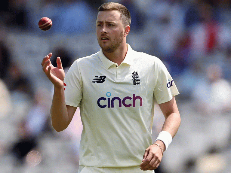 మహిళల పై అనుచిత పోస్ట్స్.. ఆటగాడిని సస్పెండ్ చేసిన ఇంగ్లండ్ బోర్డు