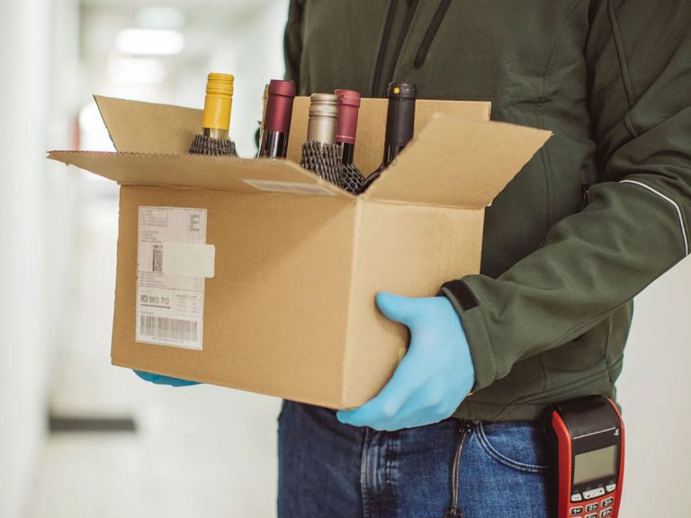 మందుప్రియులకు తీపి కబురు