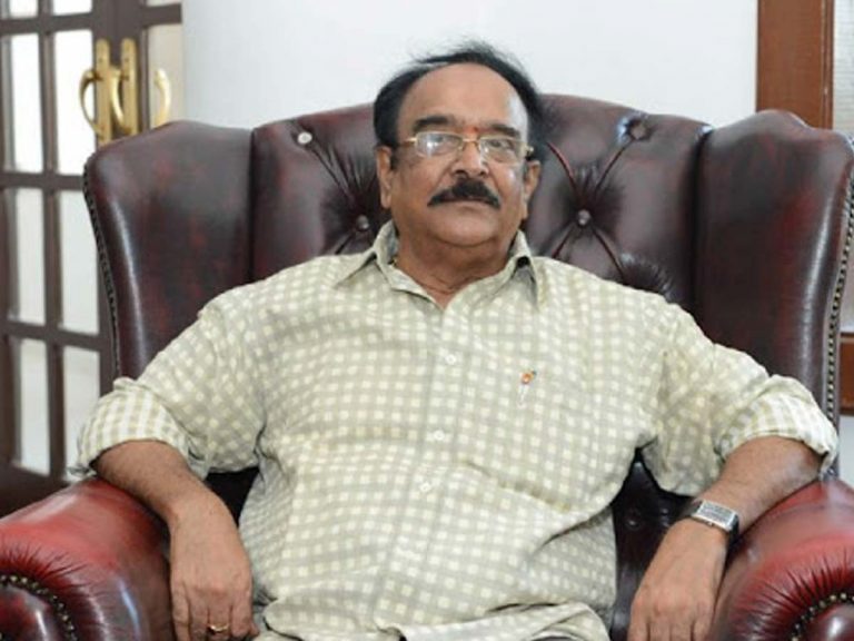 అగ్రజుడు… పరుచూరి వెంకటేశ్వర రావు !