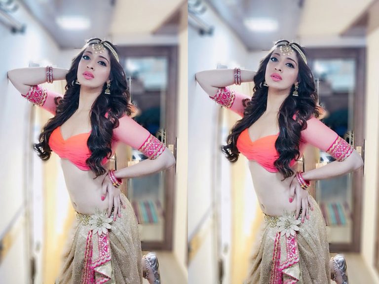 ‘హబీబీ హబీబీ’ అంటూ బెల్లీ డ్యాన్స్ చేసిన ‘రత్తాలు’ బేబీ!