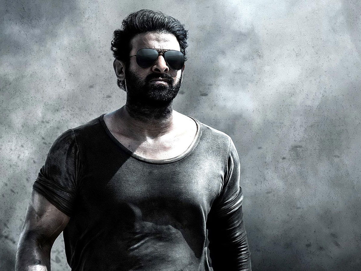 ‘సలార్’ కు భారీ డీల్.. కానీ ఆయన రెమ్యునరేషన్ కే సరిపోవట!