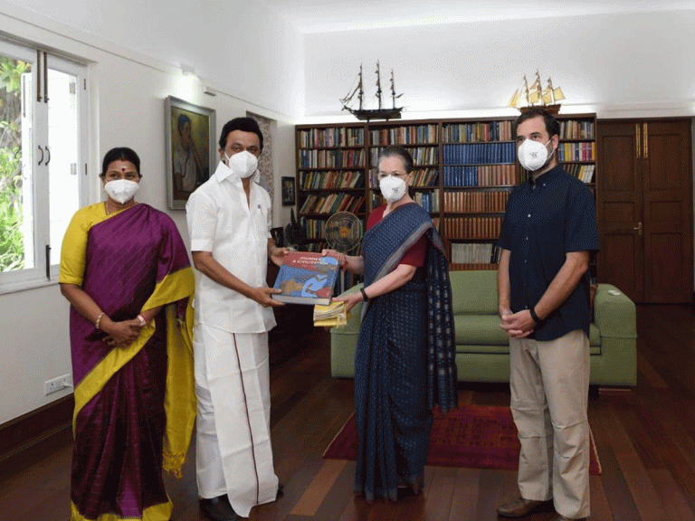 సోనియా గాంధీ ని కలిసిన సీఎం స్టాలిన్..