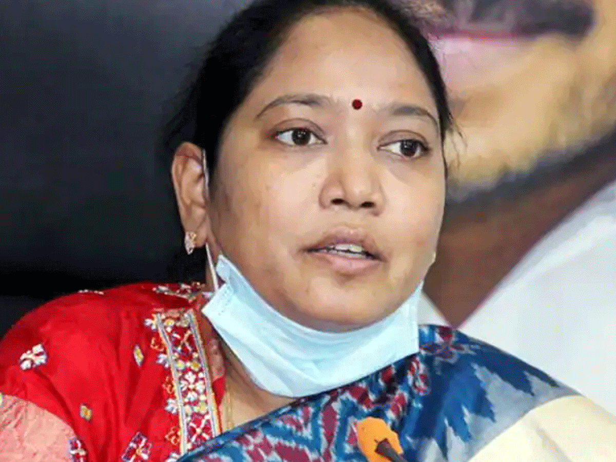 మొత్తం సీసీ కెమెరాలు పెట్టడం సాధ్యం కాదు : హోంమంత్రి సుచరిత