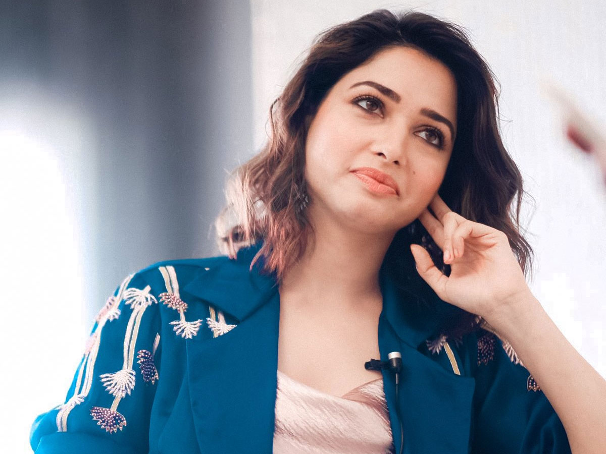 మూడో వెబ్ సీరిస్ కు మిల్కీబ్యూటీ గ్రీన్ సిగ్నల్!