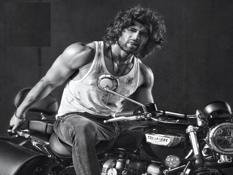 డబూ రత్నాని క్యాలెండర్ లో తొలి సౌత్ హీరో విజయ్ దేవరకొండ