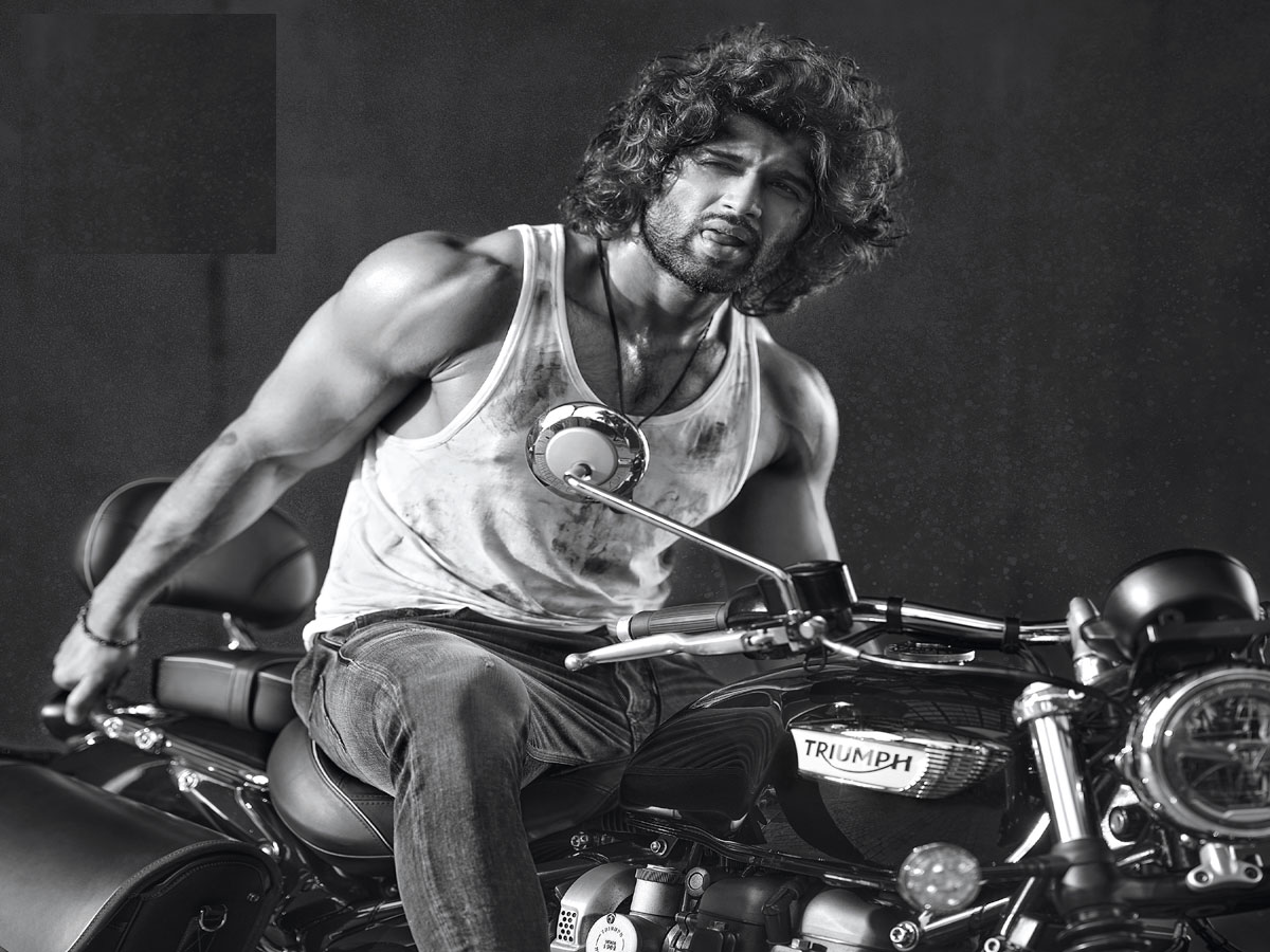 డబూ రత్నాని క్యాలెండర్ లో తొలి సౌత్ హీరో విజయ్ దేవరకొండ