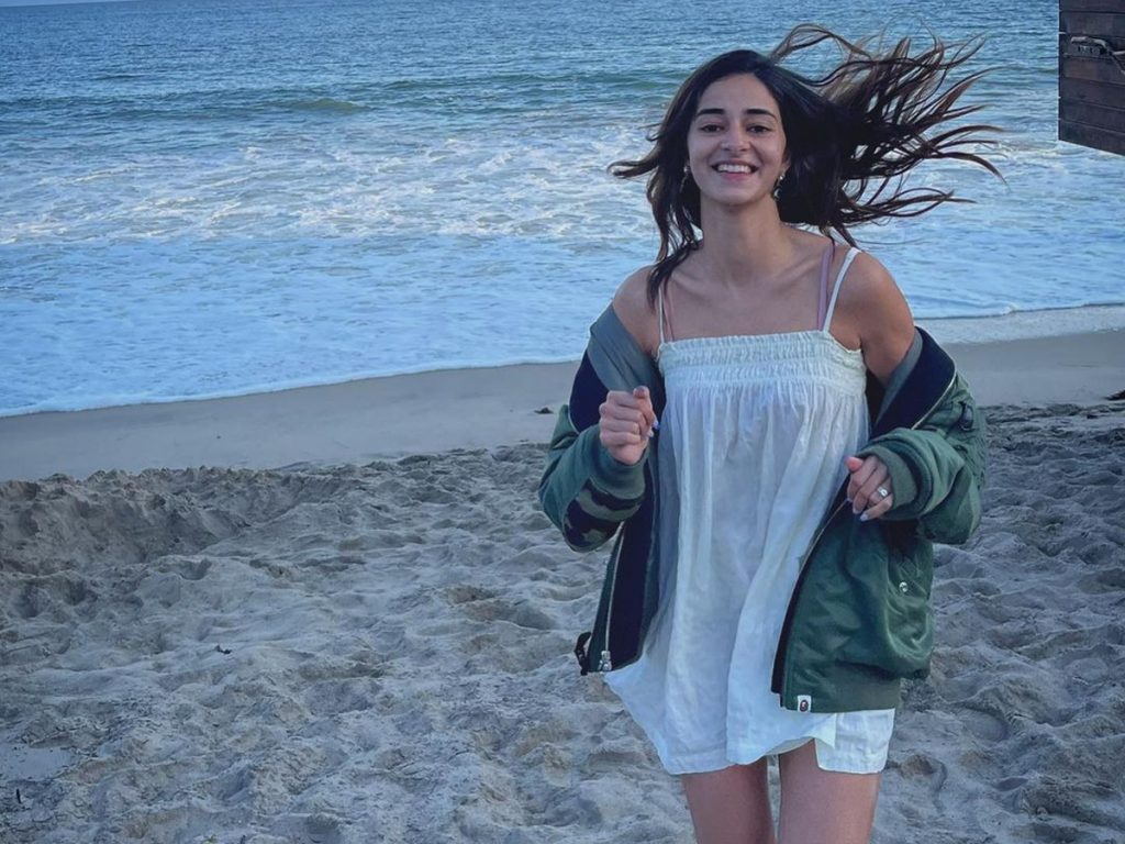 Ananya Panday enjoying the Beach Vibes