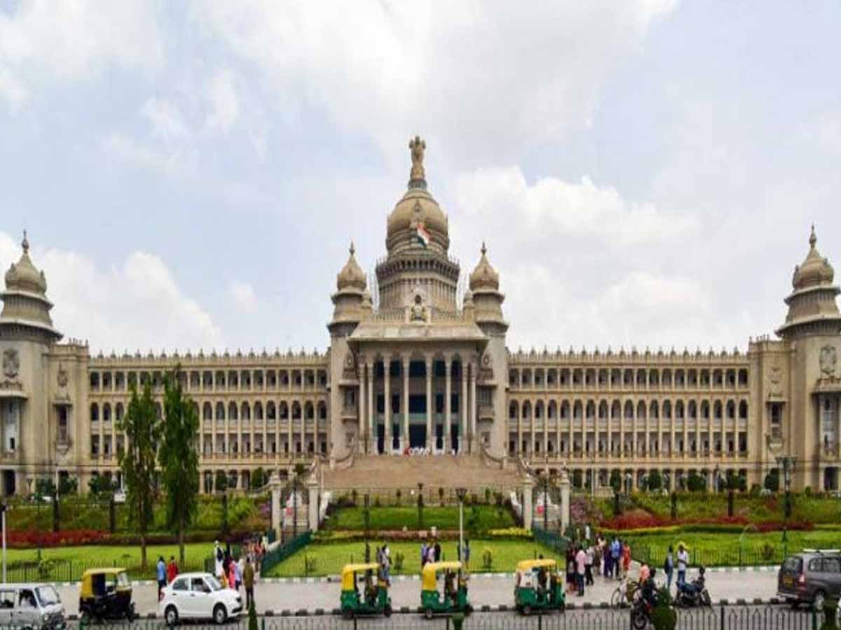 కాసేప‌ట్లో క‌ర్నాట‌క సీఎంపై క్లారిటీ… ఆయ‌న వైపు య‌డ్యూర‌ప్ప మొగ్గు…