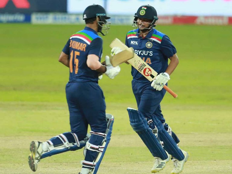 టీ 20: త‌క్కువ ప‌రుగుల‌కే ముగిసిన ఇండియా ఇన్నింగ్స్‌…శ్రీలంక టార్గెట్ 82…