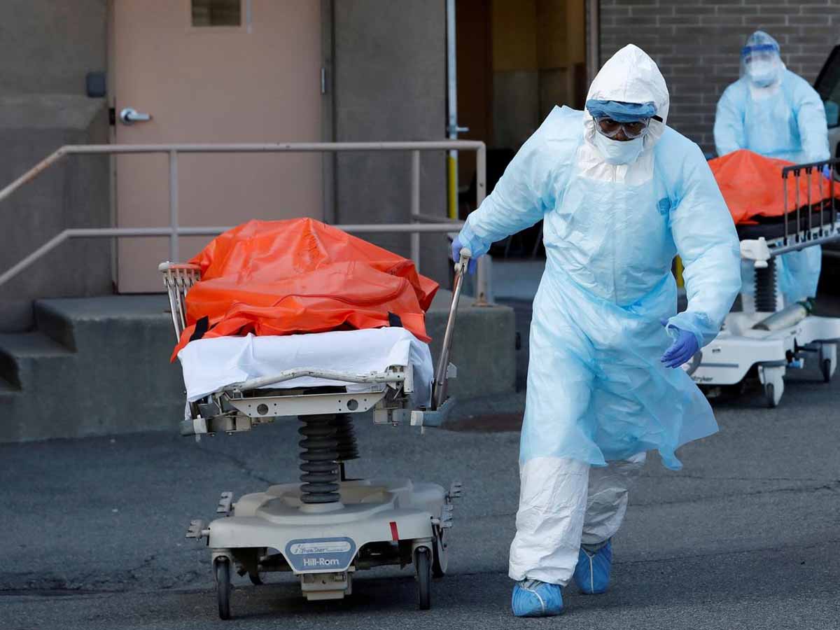 అమెరికాలో మళ్లీ విజృంభిస్తోన్న కరోనా  : గంటకు 42 మరణాలు