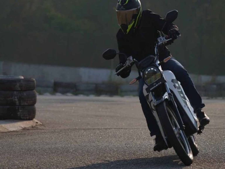 ఒక్క‌సారి రీచార్జ్ చేస్తే చాలు… ఎంత మైలేజ్ వ‌స్తుందో తెలాసా…!!