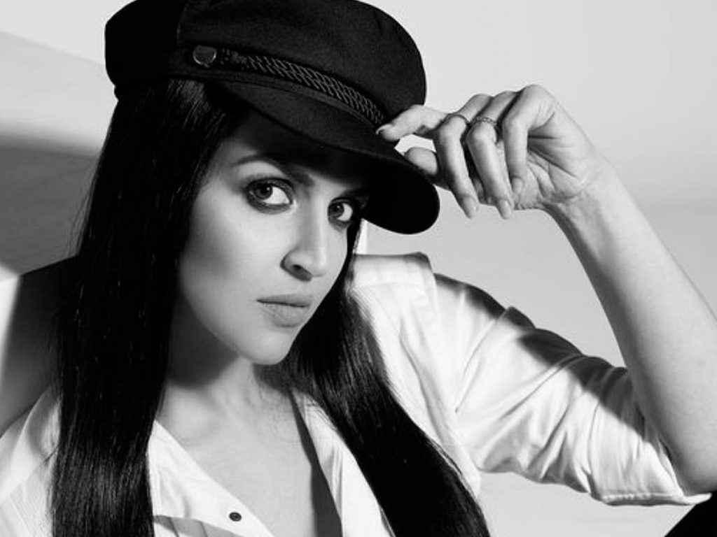 Esha Deol turns producer with Ek Duaa