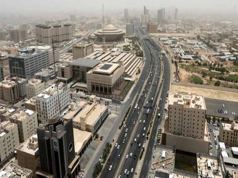 ఆ దేశాల్లో ఫోర్త్‌వేవ్‌…వేగంగా వ్యాపిస్తున్న డెల్టా వేరియంట్‌…