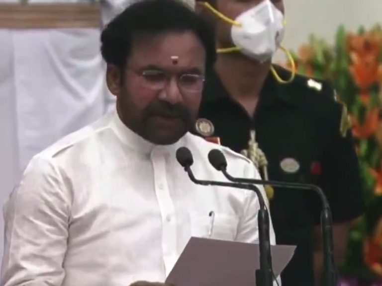 కేబినెట్‌ మంత్రిగా కిషన్‌రెడ్డి ప్రమాణం