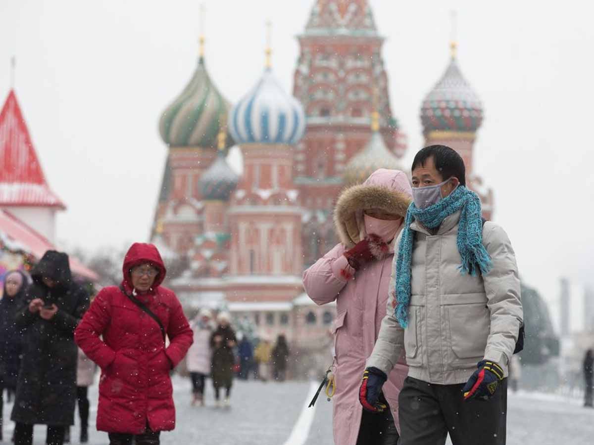 ఆ దేశాన్ని ఉక్కిరిబిక్కిరి చేస్తున్న క‌రోనా… డెల్టాకు తోడు గామా…