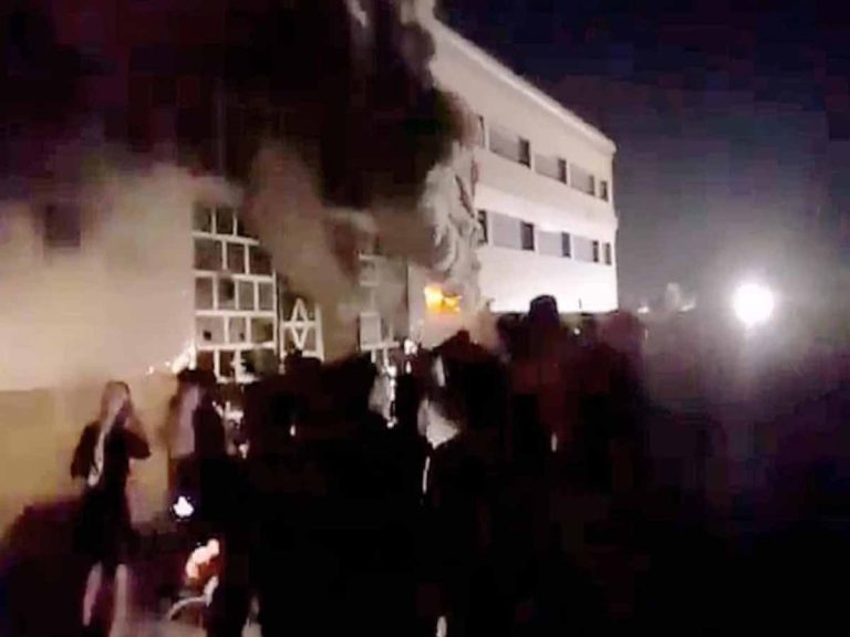 కోవిడ్ ఆసుప‌త్రిలో అగ్నిప్ర‌మాదం…50 మంది మృతి…