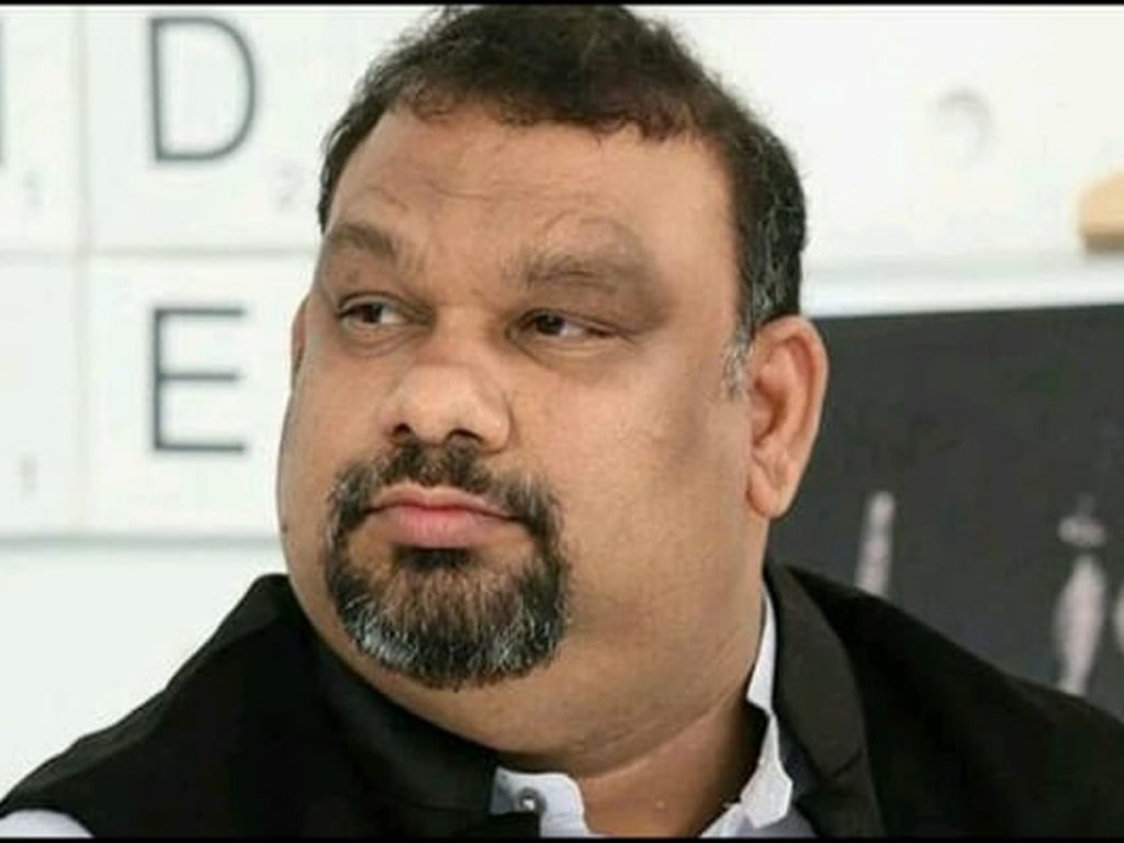 Tollywood Pays Tribute to Kathi Mahesh