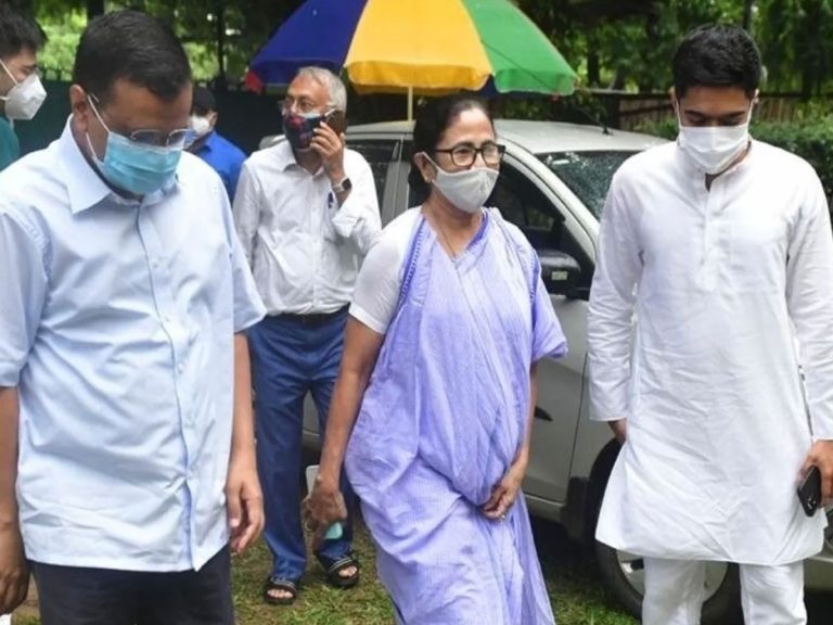 దీదీ ఢిల్లీ పర్యటనపై జోరుగా ఊహాగానాలు..