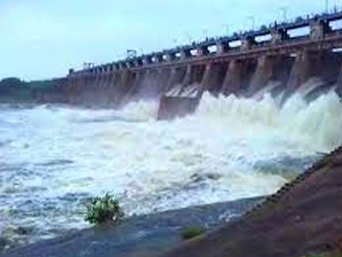 అలర్ట్: ఏ క్షణమైనా మూసి గేట్లు ఎత్తివేత