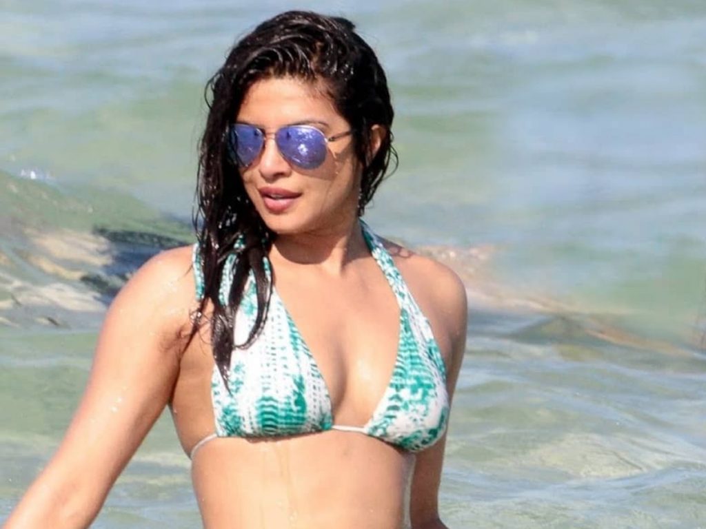 Priyanka Chopra Hot Pics